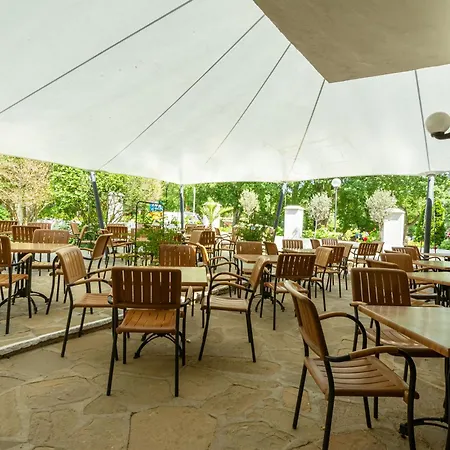 Отель Bsa Gradina & Aquapark Золотые Пески